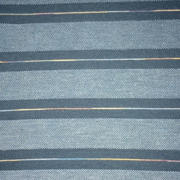 Van Heusen 2XLT Polo in Blues. - Picture 4 of 6